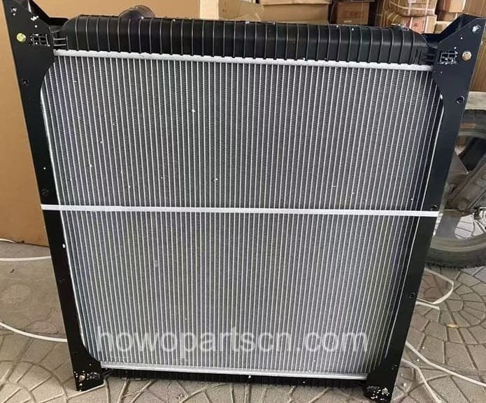 WG9725530120 Radiator SINOTRUK 10 Models