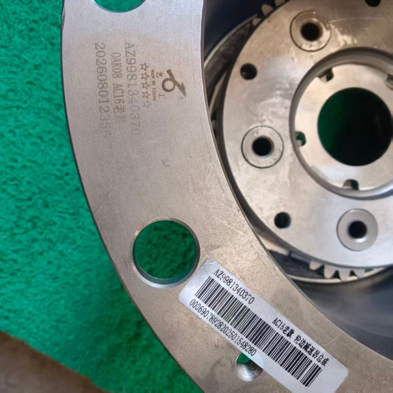 YiGong AZ9981340370 Wheel Reducer Assembly Accessory Wheel Reducer for AC16 Truck SINOTRUK HOWO
